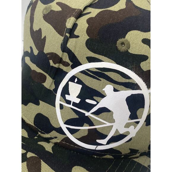 Disc Golf THROWING DISC MAN CAMO Hat Trucker Cap Snap Back DISC GOLF Vinyl Logo - Picture 2 of 6